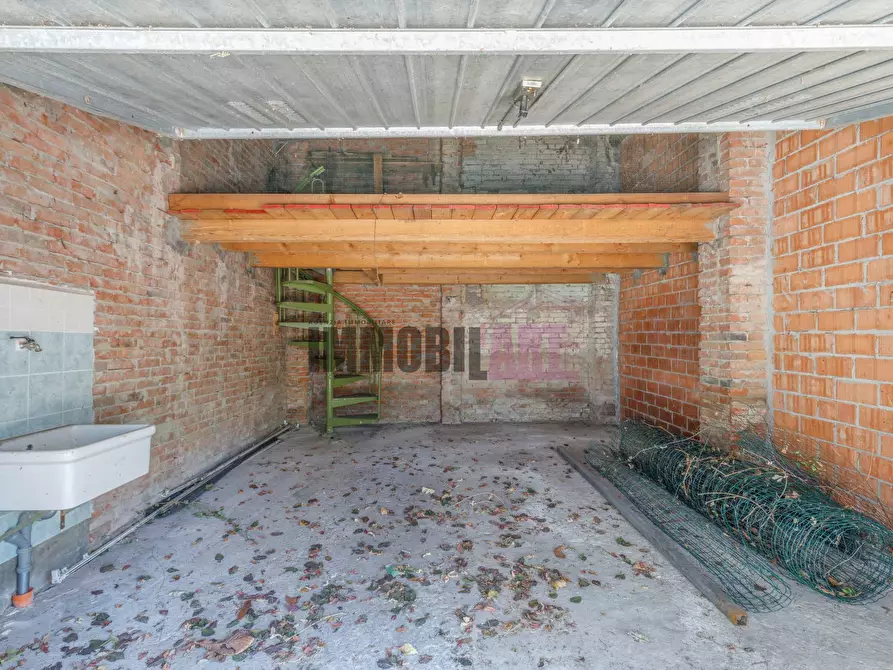 Immagine 4 di Casa indipendente in vendita  in VIA DE STROBEL 2/C a Traversetolo
