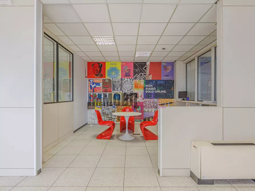 Immagine 19 di Locale commerciale in vendita  in Via Augusto Piccard 16/G a Reggio Nell'emilia