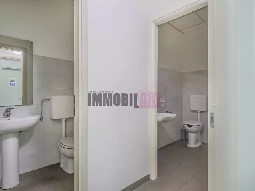Immagine 27 di Locale commerciale in vendita  in Via Augusto Piccard 16/G a Reggio Nell'emilia