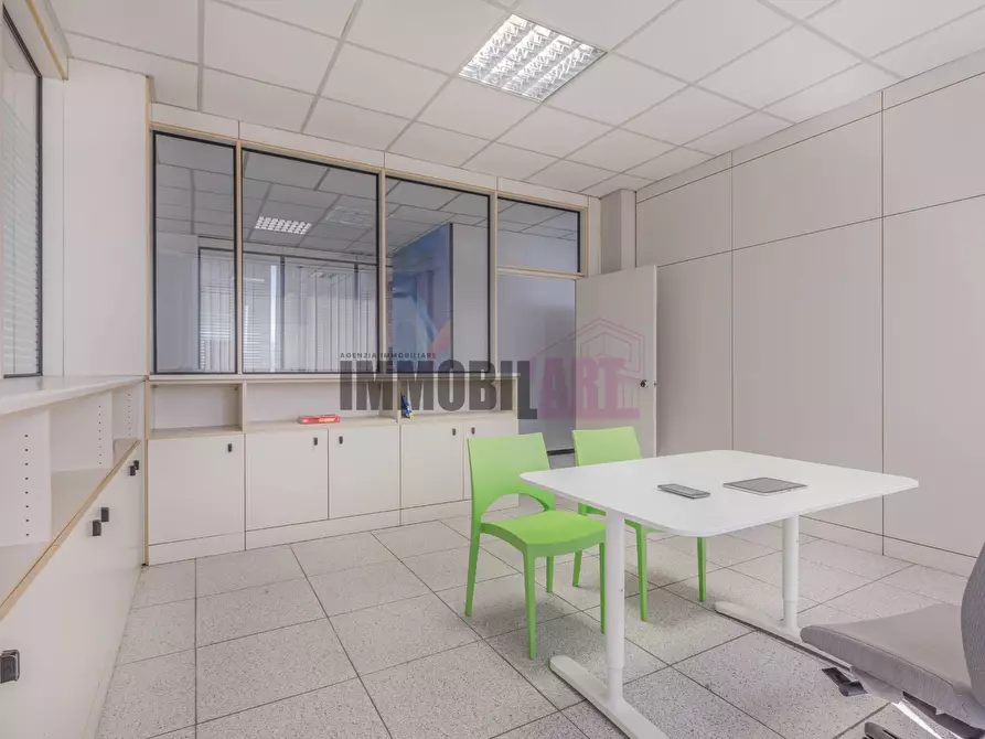 Immagine 33 di Locale commerciale in vendita  in Via Augusto Piccard 16/G a Reggio Nell'emilia