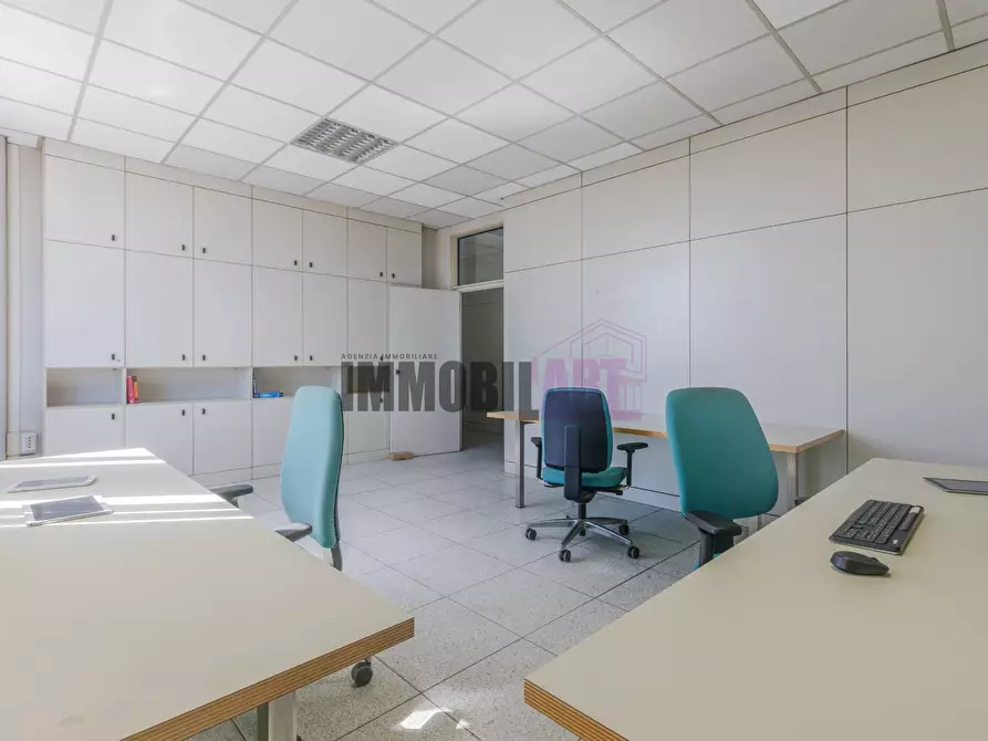 Immagine 39 di Locale commerciale in vendita  in Via Augusto Piccard 16/G a Reggio Nell'emilia