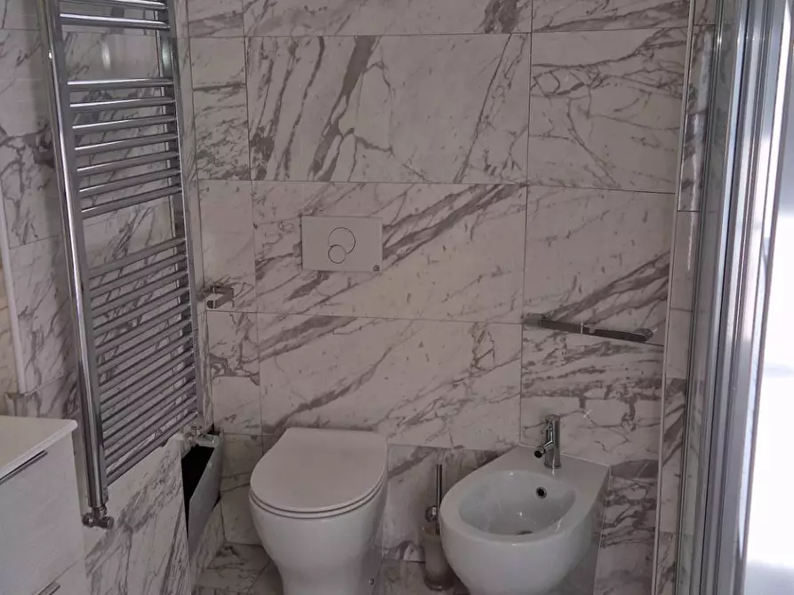 Immagine 14 di Appartamento in affitto  in Via Piero Martinetti 26 a Milano