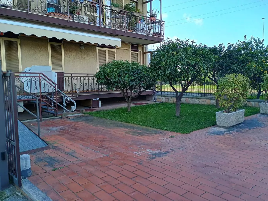Immagine 12 di Appartamento in affitto  in via torino a Albenga