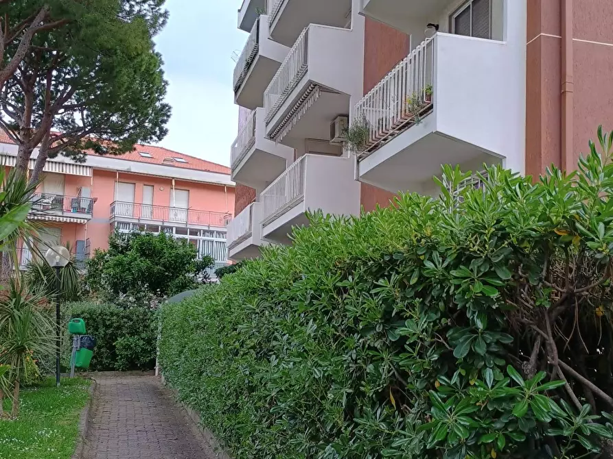 Immagine 4 di Appartamento in affitto  in via nino bixio a Albenga