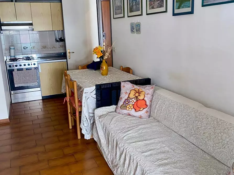 Immagine 2 di Appartamento in affitto  in Via della Costituzione a Albenga