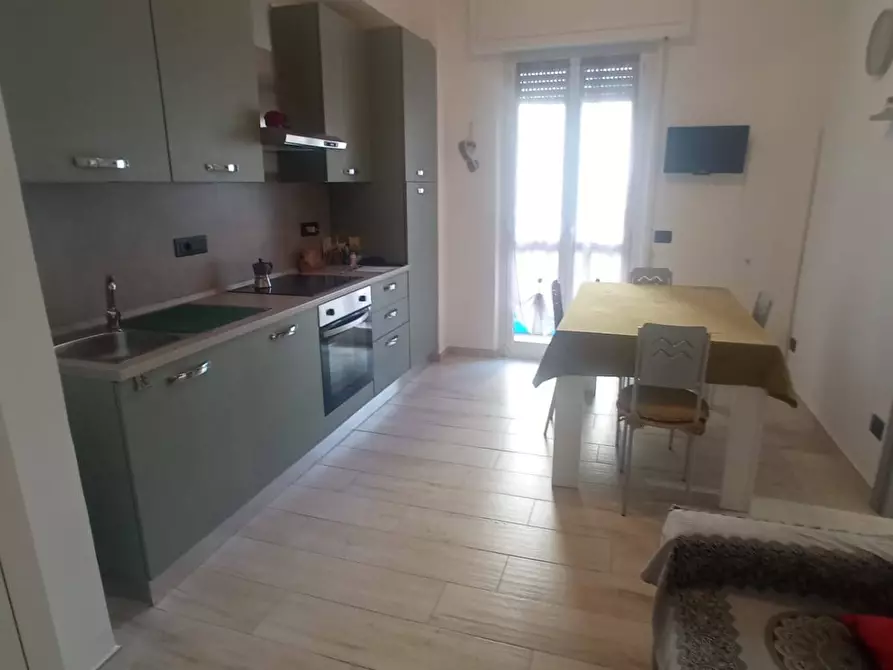 Immagine 1 di Appartamento in affitto  in Largo Giordano 1 a Albenga