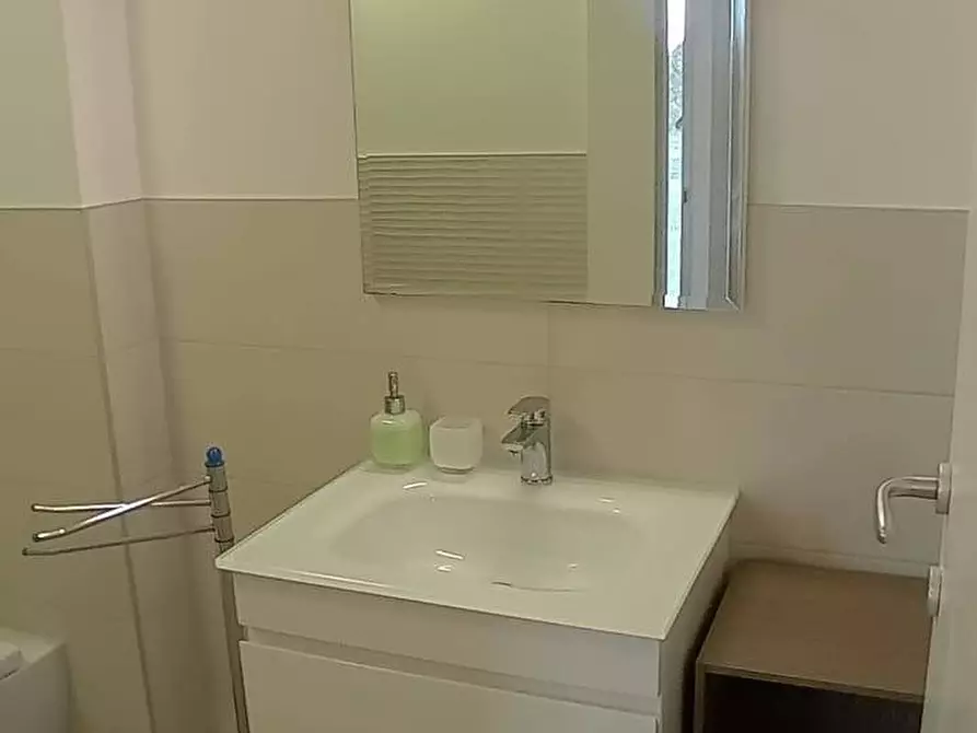 Immagine 8 di Appartamento in affitto  in Via Felice Chiesa 49 a Albenga