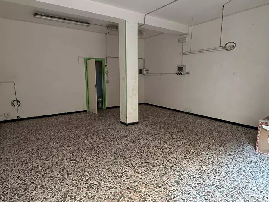 Immagine 3 di Ufficio in affitto  in Via Cascione 14 a Albenga