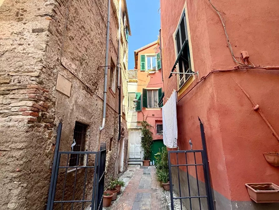Immagine 1 di Appartamento in affitto  in Vico Vadino a Albenga