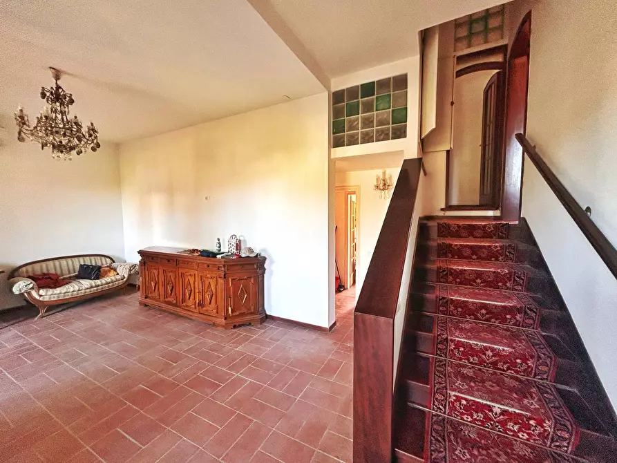 Immagine 23 di Villa in vendita  in via butterfly a Viareggio