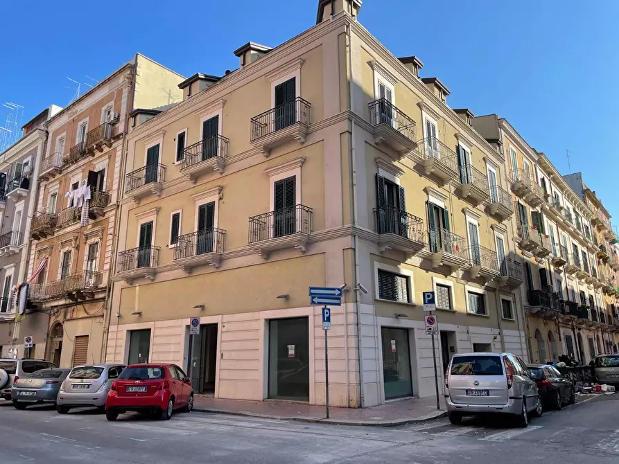 Immagine 1 di Locale commerciale in vendita  in via giuseppe mazzini snc a Taranto