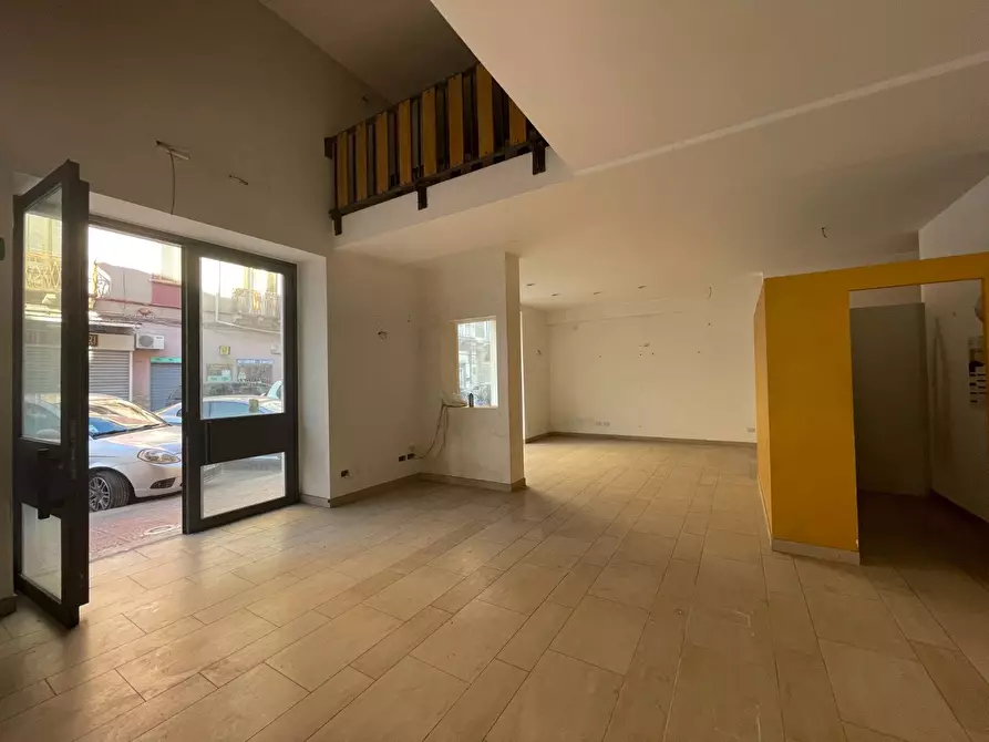 Immagine 3 di Locale commerciale in vendita  in via giuseppe mazzini snc a Taranto