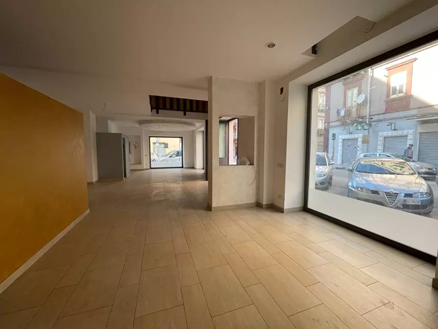 Immagine 7 di Locale commerciale in vendita  in via giuseppe mazzini snc a Taranto