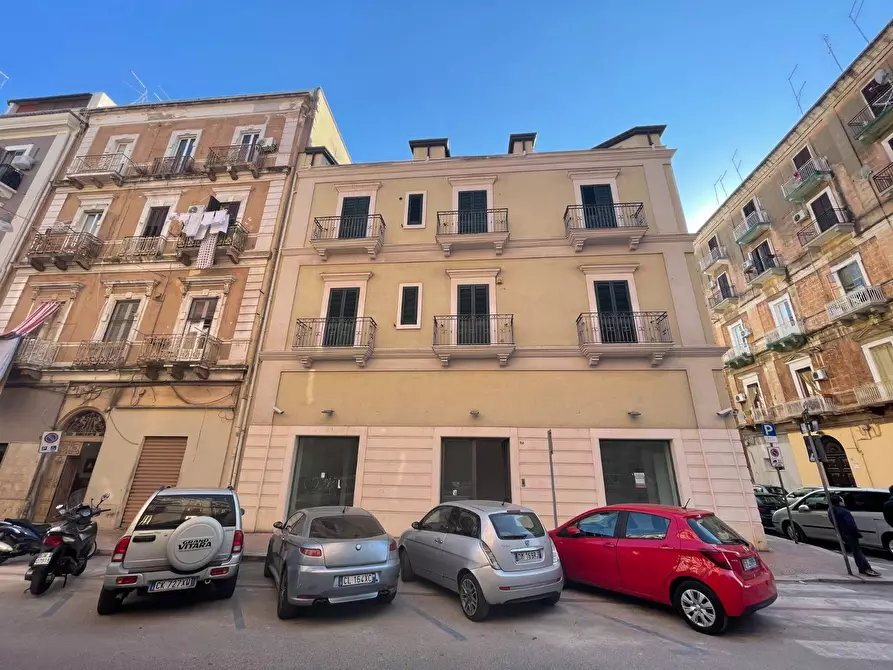 Immagine 11 di Locale commerciale in vendita  in via giuseppe mazzini snc a Taranto