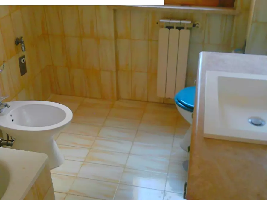 Immagine 10 di Appartamento in affitto  in Via Ignazio Silone 4 a Tivoli