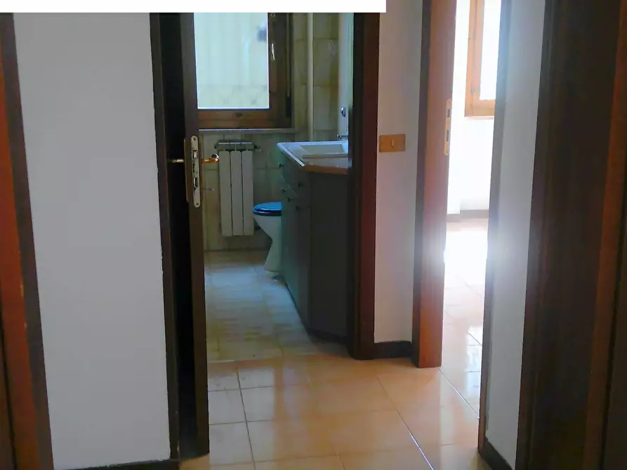 Immagine 14 di Appartamento in affitto  in Via Ignazio Silone 4 a Tivoli