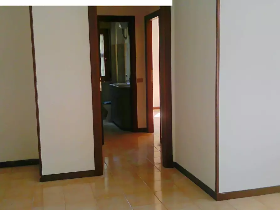 Immagine 19 di Appartamento in affitto  in Via Ignazio Silone 4 a Tivoli
