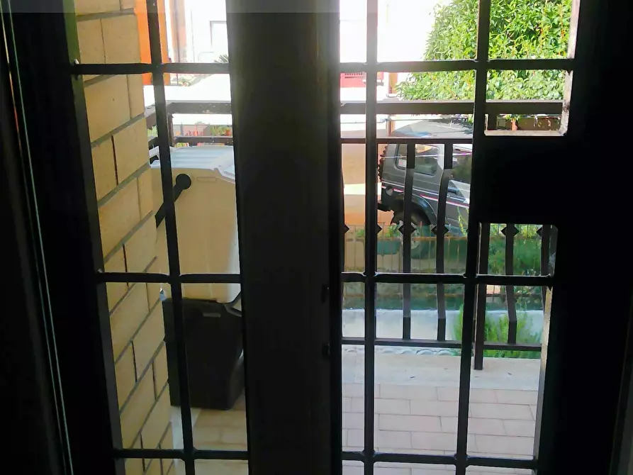 Immagine 10 di Appartamento in affitto  in Via Turati 6 a Tivoli
