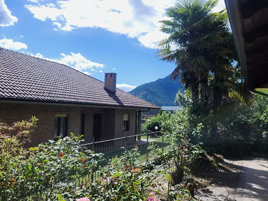 Immagine 3 di Villa in vendita  in VIA MONTEGRAPPA 19 a Rivoli