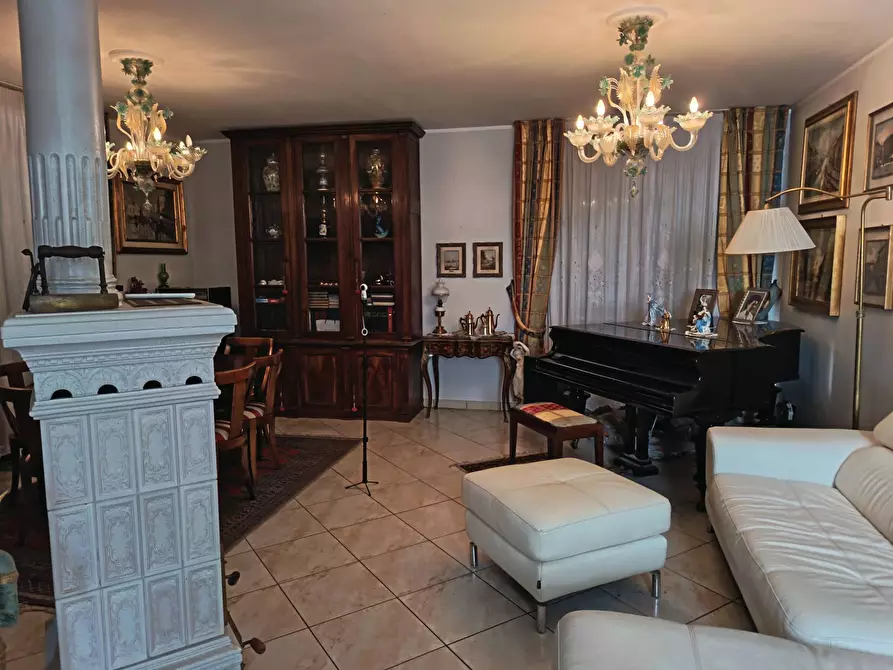 Immagine 8 di Villa in vendita  in VIA MONTEGRAPPA 19 a Rivoli