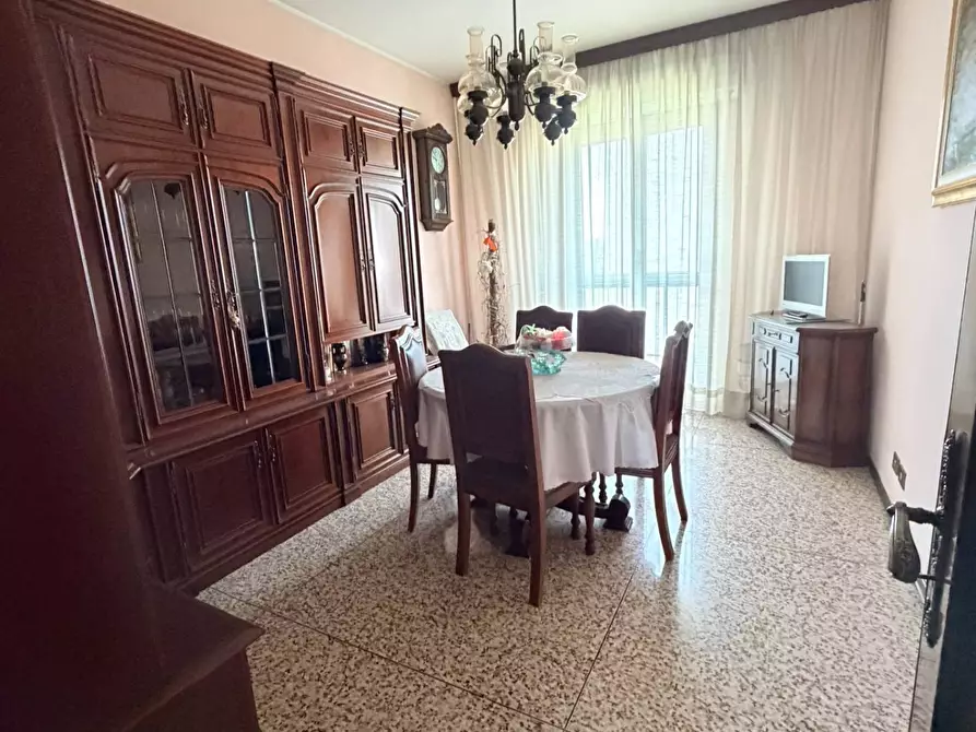 Immagine 2 di Appartamento in vendita  in via DI VITTORIO 31 a Venaria Reale