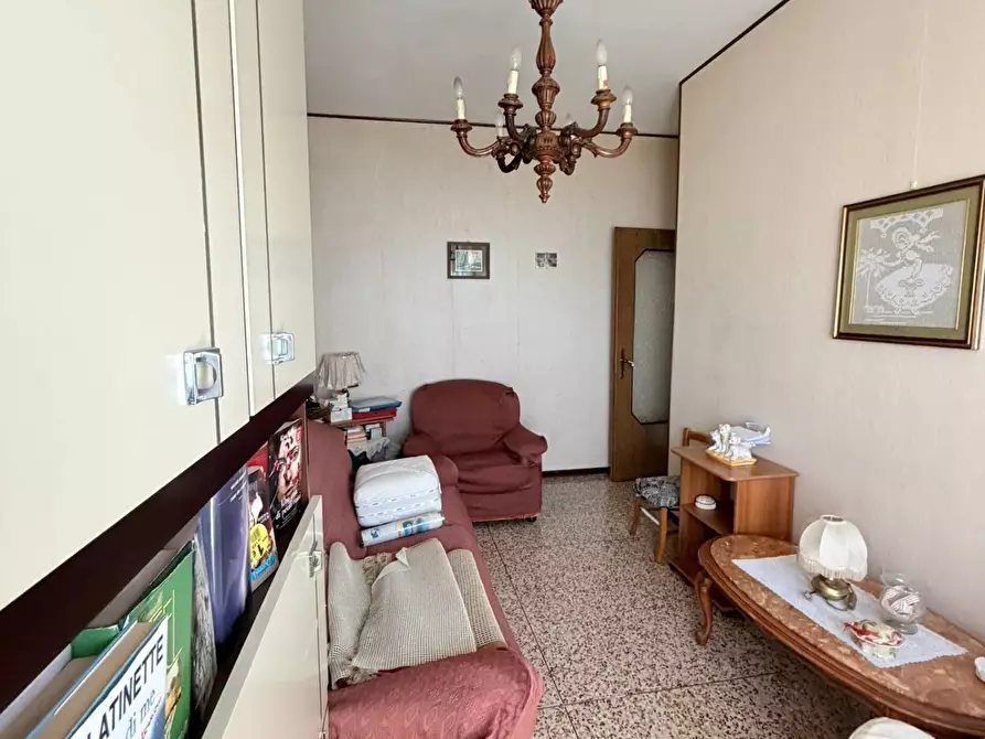 Immagine 10 di Appartamento in vendita  in via DI VITTORIO 31 a Venaria Reale