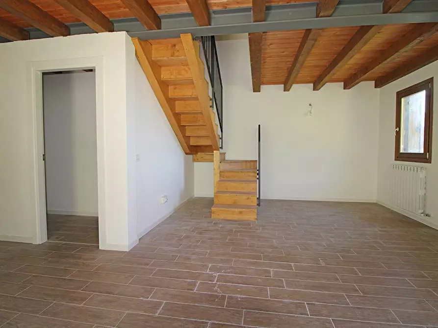 Immagine 5 di Appartamento in vendita  in località Campolaro a Angolo Terme
