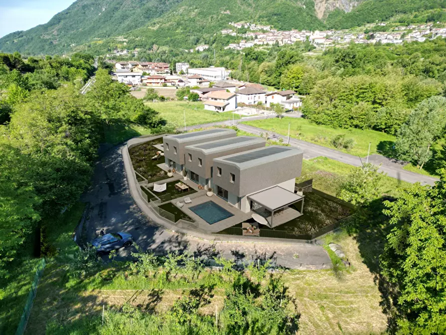 Immagine 9 di Villa in vendita  in viale della Costituzione a Angolo Terme