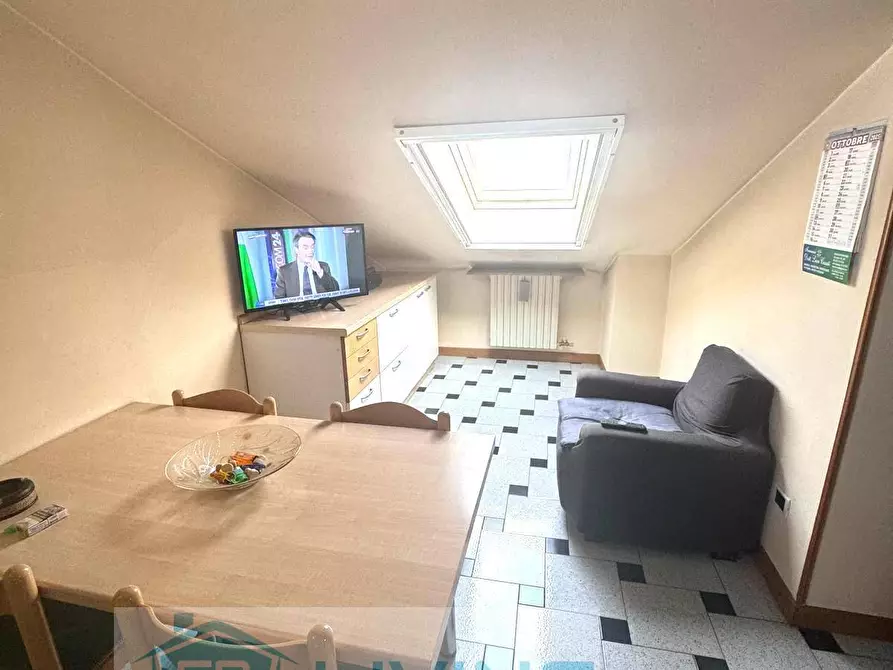 Immagine 4 di Appartamento in vendita  in Via A. Volta 106 a Calusco D'adda