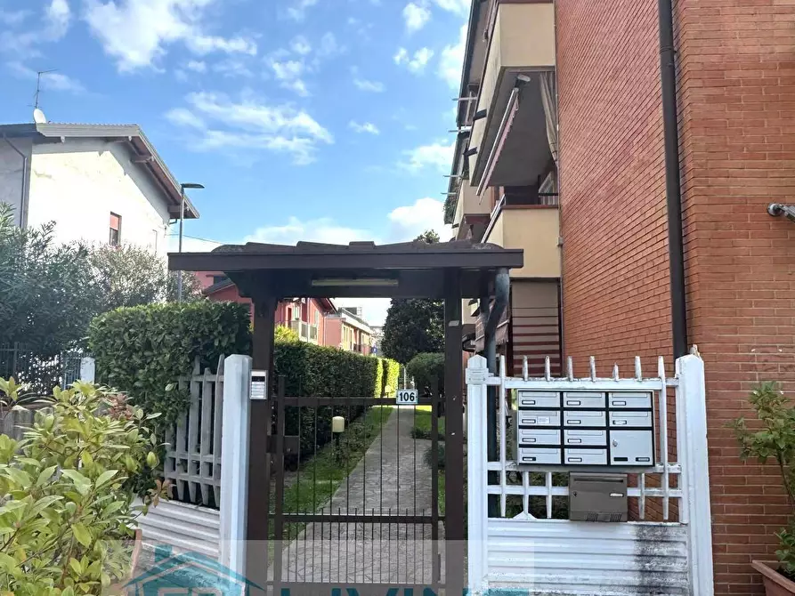 Immagine 22 di Appartamento in vendita  in Via A. Volta 106 a Calusco D'adda