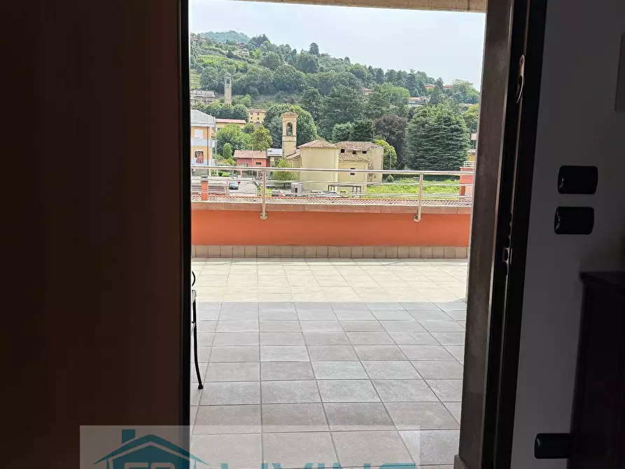 Immagine 27 di Appartamento in vendita  in Via Zappello 1 a Almenno San Bartolomeo