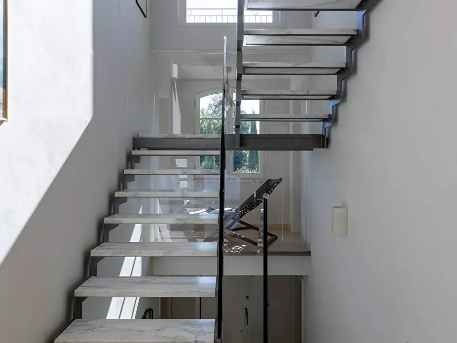 Immagine 21 di Villa in vendita  in Via parco rimembranza a Lucca