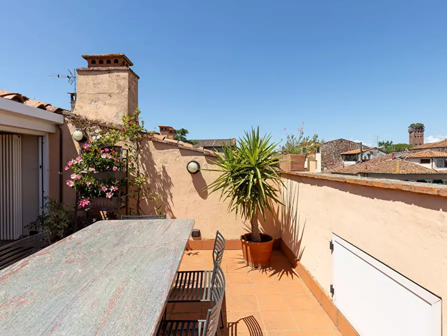 Immagine 9 di Appartamento in vendita  in Via san nicolao 60 a Lucca