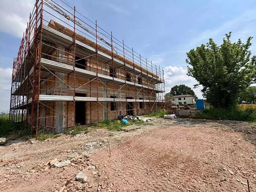 Immagine 11 di Villa in vendita  in via sabbioni 7 a Medicina