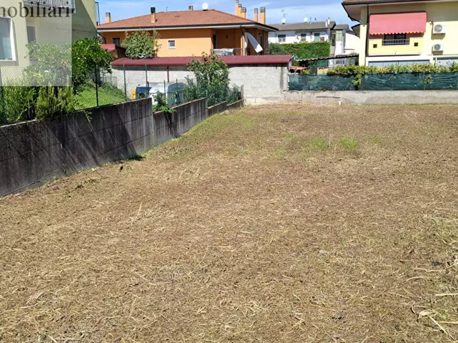 Immagine 2 di Terreno residenziale in vendita  a San Bonifacio