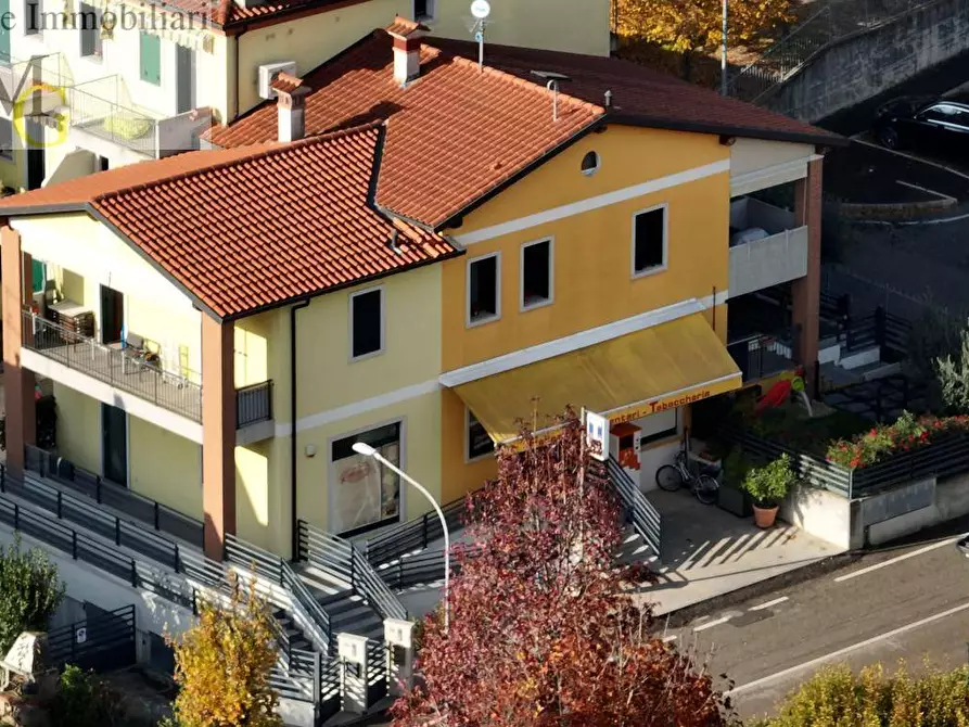 Immagine 2 di Attività commerciale in vendita  a Monteforte D'alpone