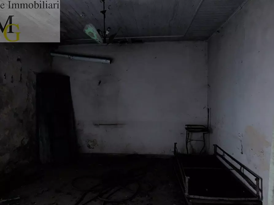 Immagine 13 di Rustico / casale in vendita  a Monteforte D'alpone