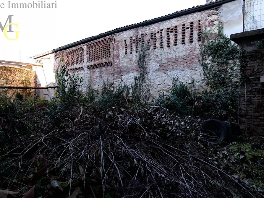 Immagine 4 di Rustico / casale in vendita  a Monteforte D'alpone