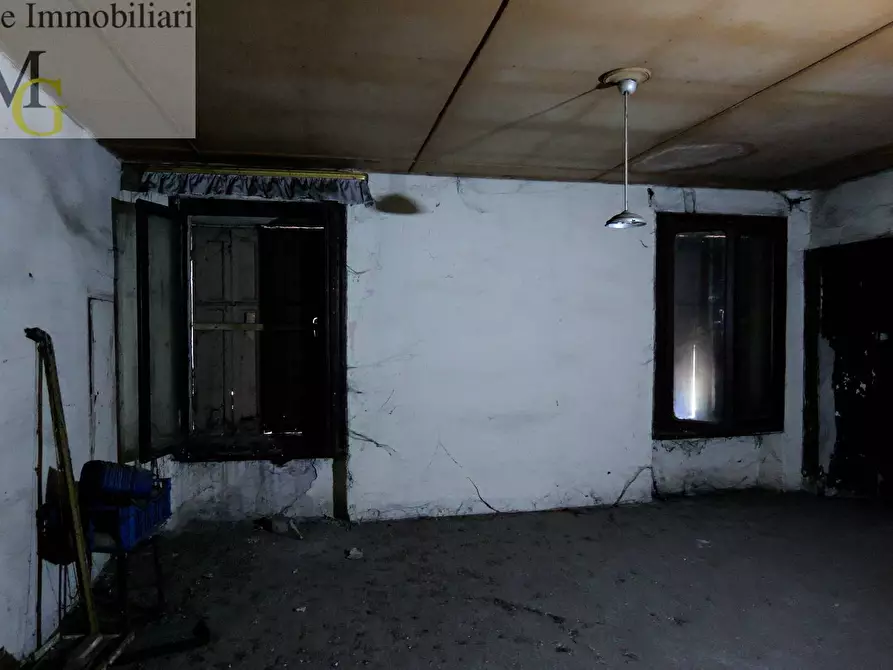 Immagine 14 di Rustico / casale in vendita  a Monteforte D'alpone