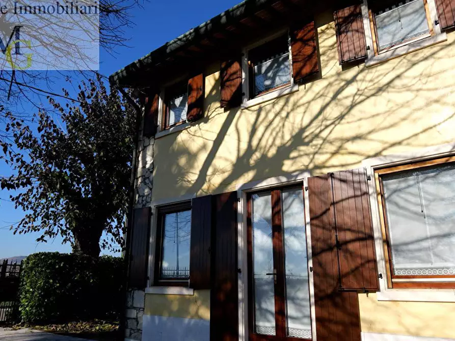 Immagine 2 di Casa indipendente in vendita  a Monteforte D'alpone