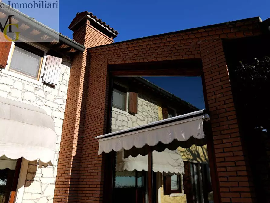 Immagine 3 di Casa indipendente in vendita  a Monteforte D'alpone