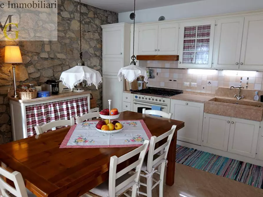 Immagine 7 di Casa indipendente in vendita  a Monteforte D'alpone