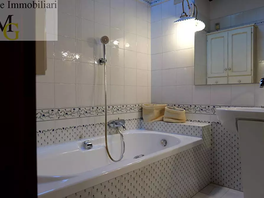 Immagine 14 di Casa indipendente in vendita  a Monteforte D'alpone