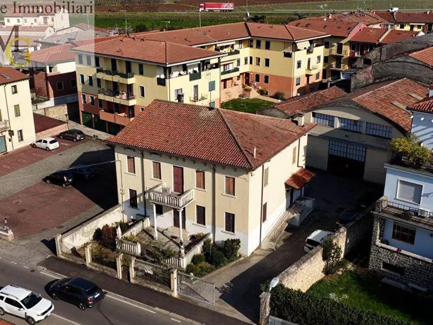 Immagine 2 di Casa indipendente in vendita  a Monteforte D'alpone