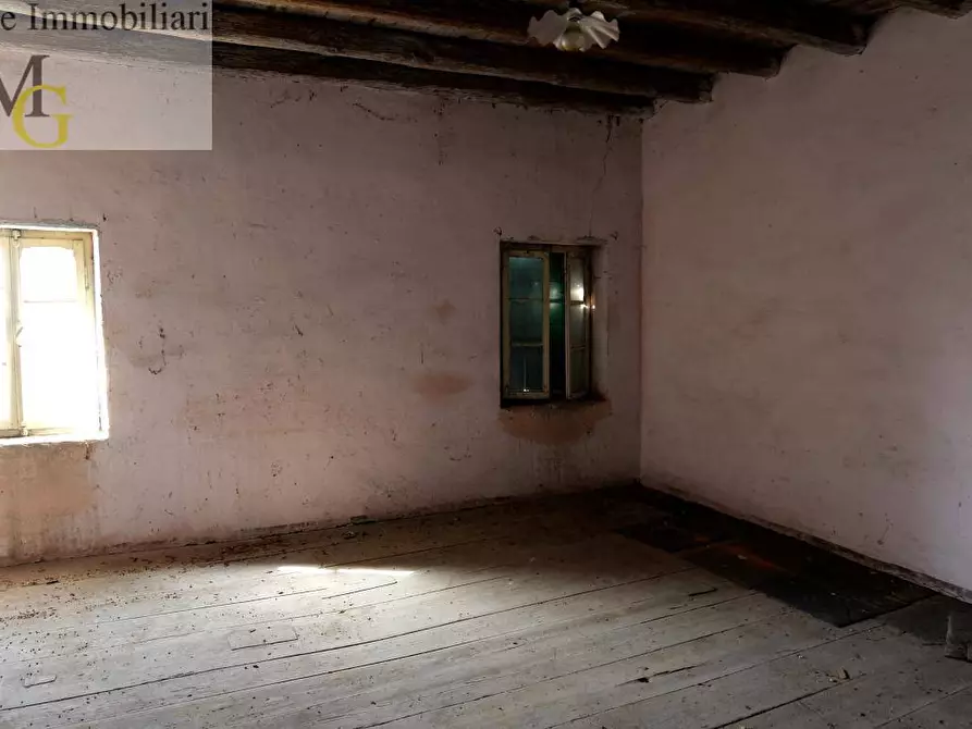 Immagine 7 di Rustico / casale in vendita  a Soave