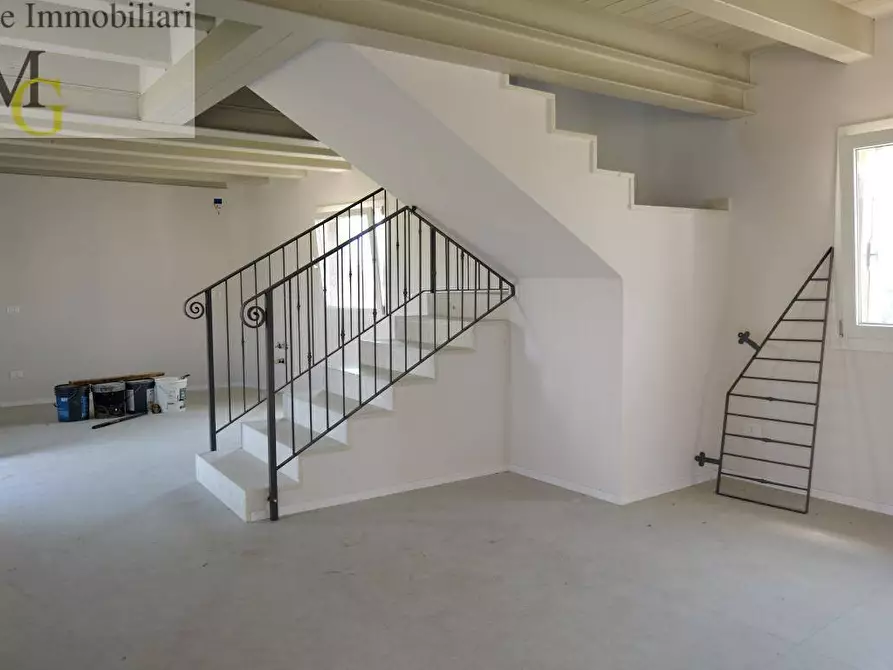 Immagine 4 di Casa indipendente in vendita  in via casette a Lonigo