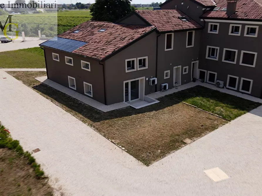 Immagine 2 di Villetta a schiera in vendita  in via casette almisano a Lonigo