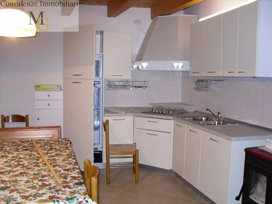 Immagine 4 di Casa semindipendente in vendita  in via dino a Cazzano Di Tramigna