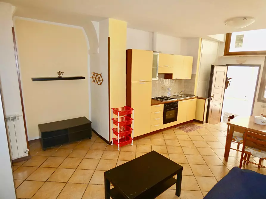 Immagine 5 di Appartamento in vendita  in VIA DAMIANO CHIESA a Fabriano