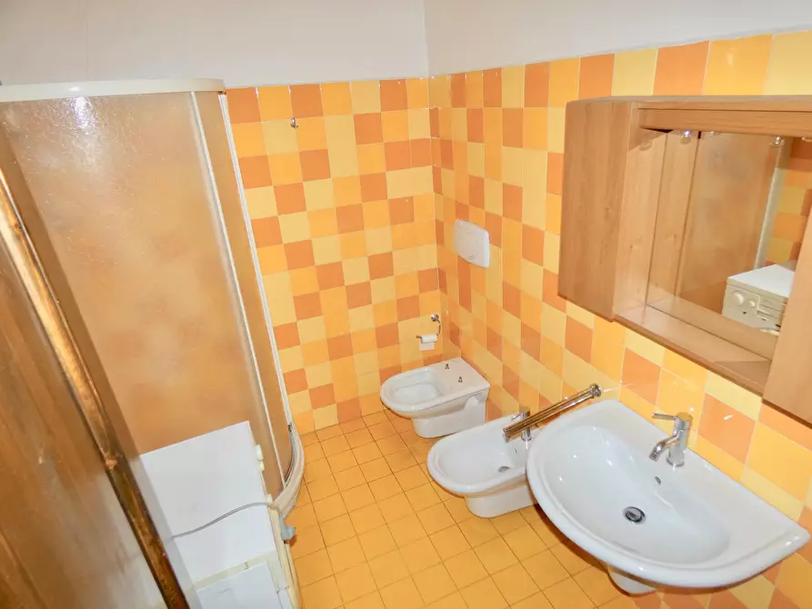 Immagine 7 di Appartamento in vendita  in VIA DAMIANO CHIESA a Fabriano